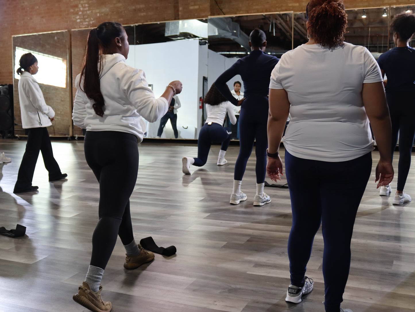 Showstopper Active Fitness Group Class (11/30/25) - Click Pickup at checkout